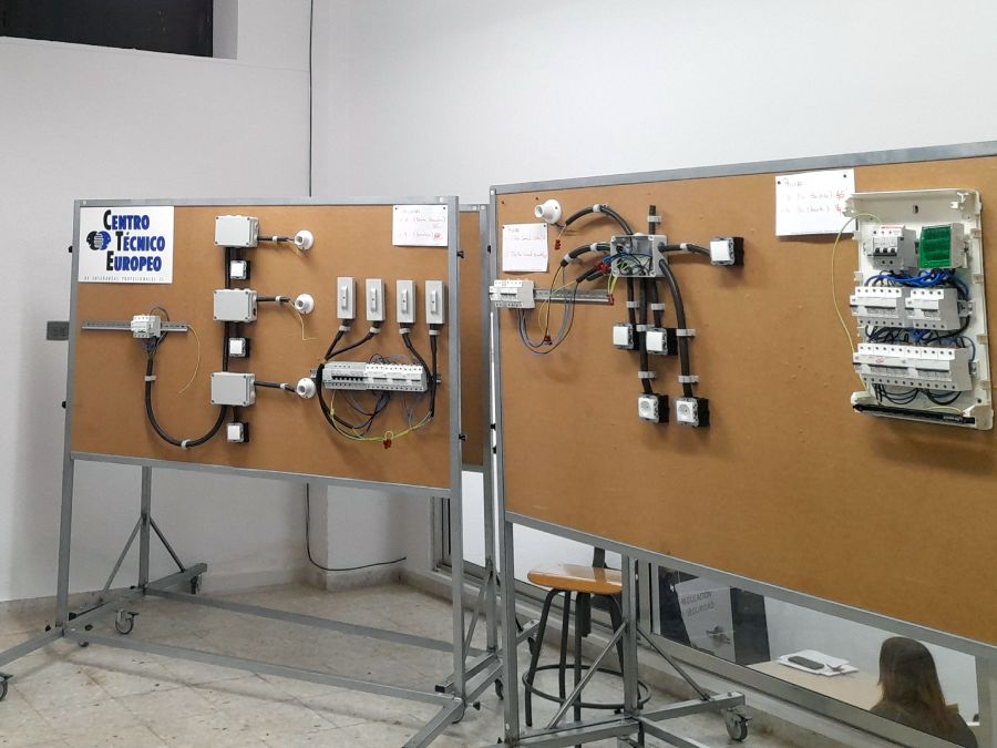 Carnet instalador eléctrico en Madrid